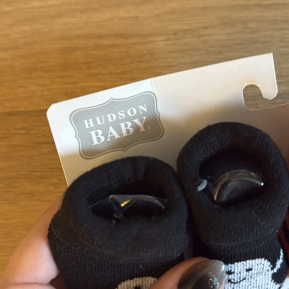 Hudson Baby Halloween Baby Socks and Bib Set NEW!